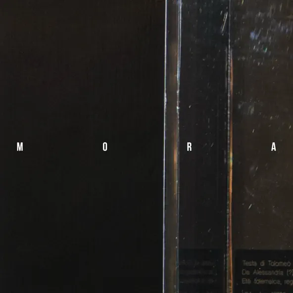 Mora (โม-รา)