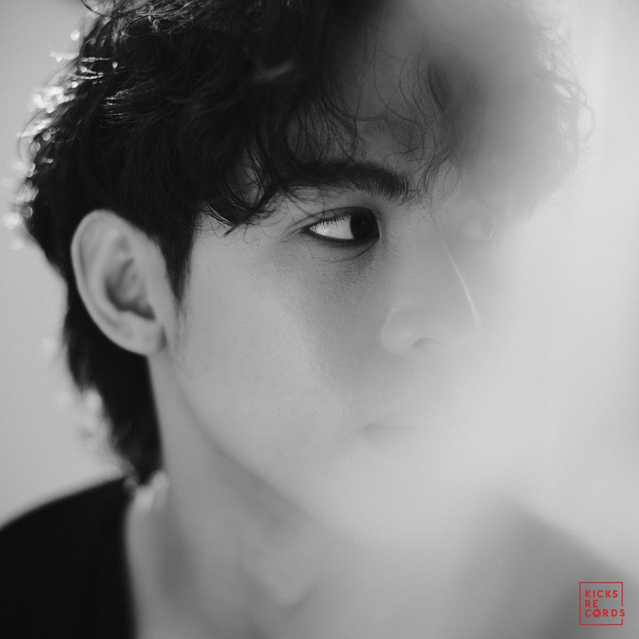 ไม่ได้ลืมแค่ไม่ได้เจอ (Flashback)